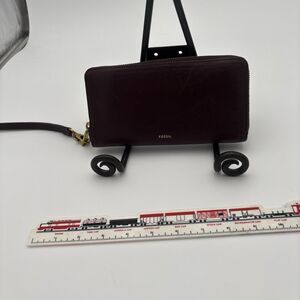 Fossil Zip Around Wallet Raspberry Leather Wristlet Burgundy Gold initials BEK